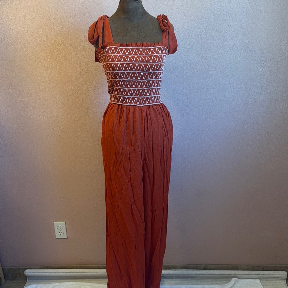 NWOT Trixxi Rust Jumpsuit with Embroidered Bodice